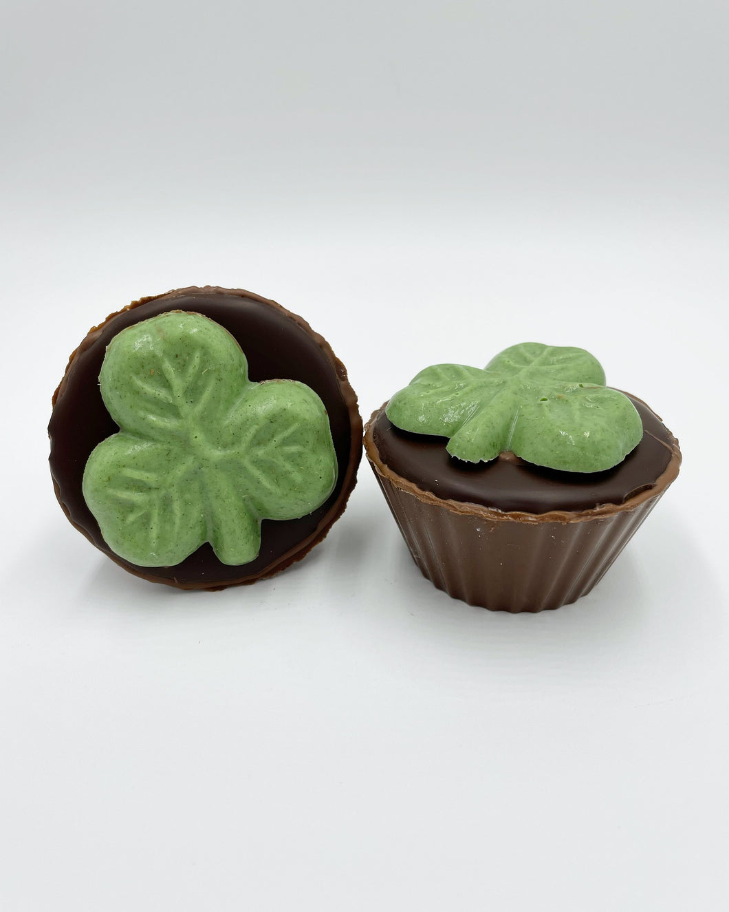 Shamrock Peppermint Hot Chocolate Cups